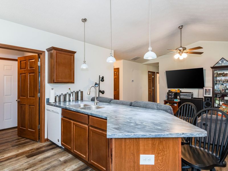 105 Pebble Creek Drive, Eaton, OH 45320 Photo 10