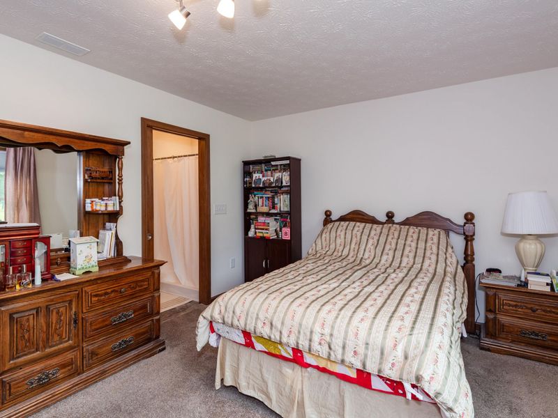 105 Pebble Creek Drive, Eaton, OH 45320 Photo 16