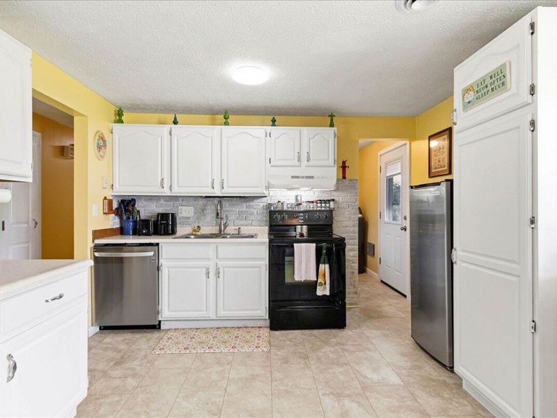 20 Dooley Drive, North Lewisburg, OH 43060 Photo 7