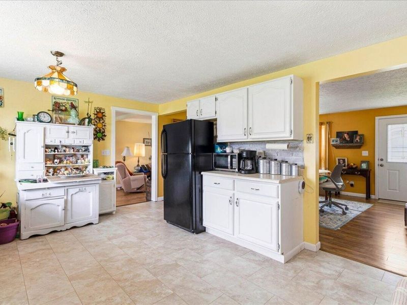 20 Dooley Drive, North Lewisburg, OH 43060 Photo 8