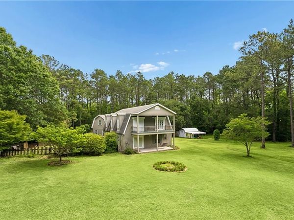 201 CHURCHILL DOWNS Drive, Bush, LA 70431
