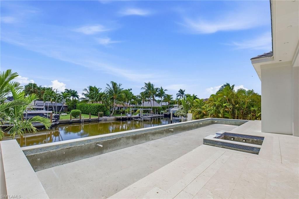 1566 Curlew Ave, Naples, FL 34102 Photo