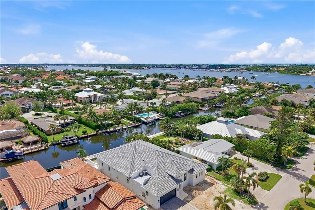 1566 Curlew Ave, Naples, FL 34102 Photo