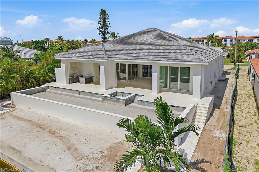 1566 Curlew Ave, Naples, FL 34102 Photo