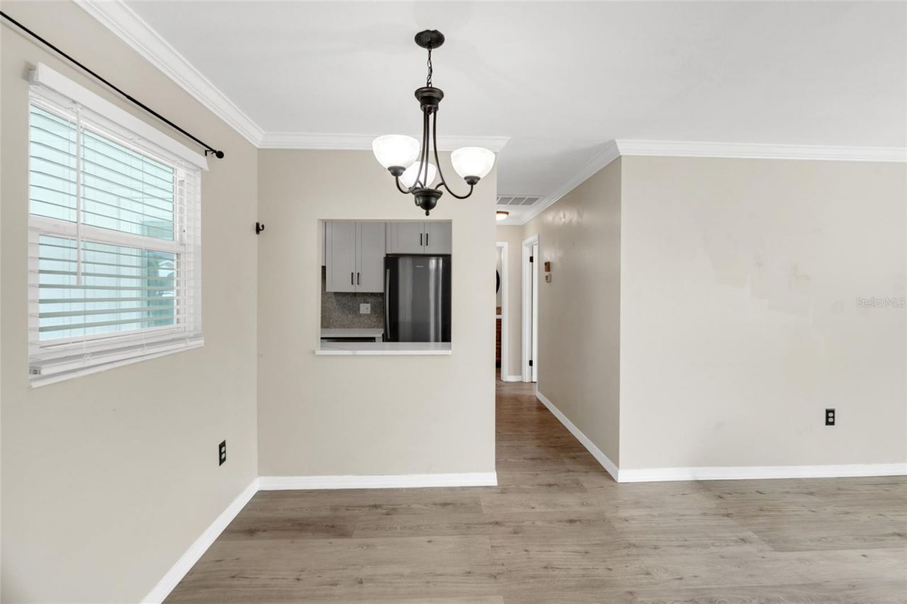 5996 Hibiscus Drive, Unit 6, Bradenton, FL 34207 Photo