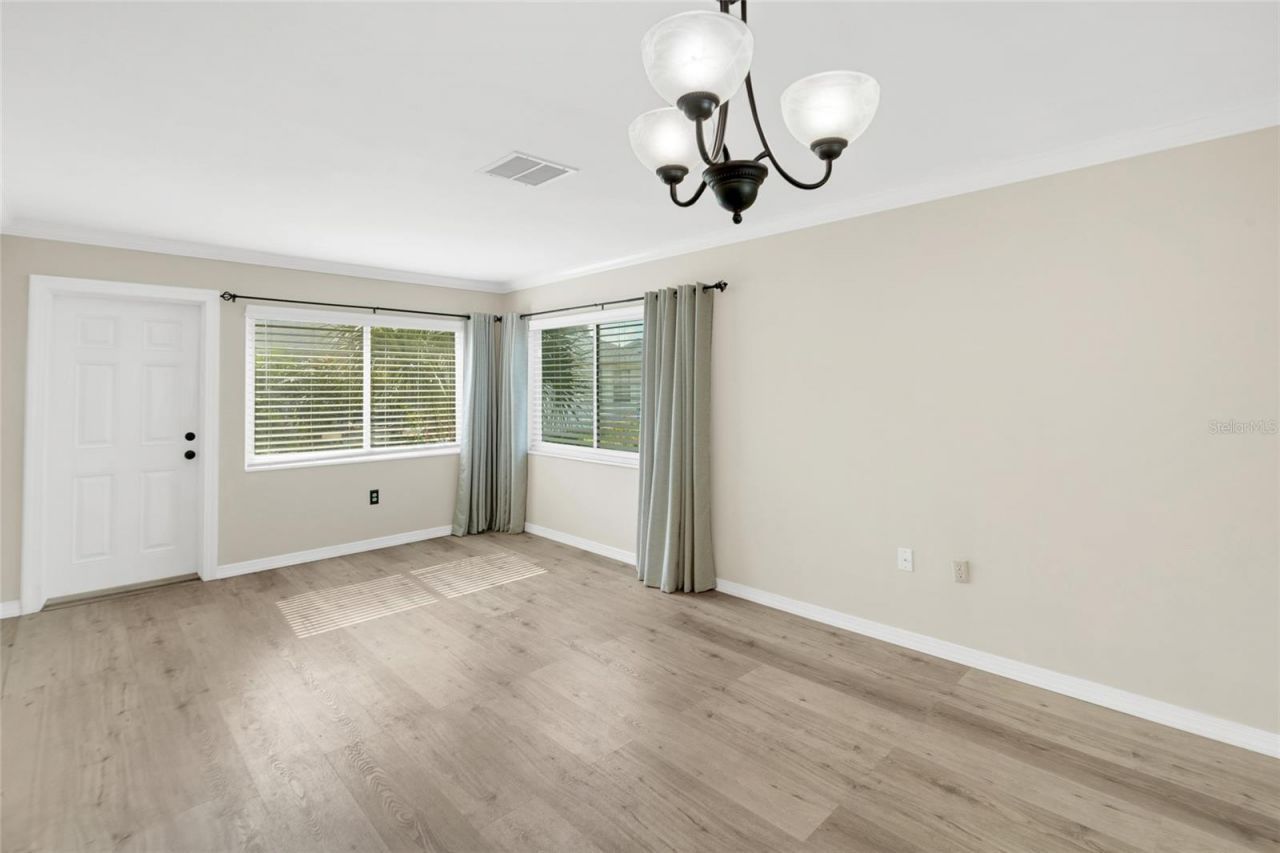 5996 Hibiscus Drive, Unit 6, Bradenton, FL 34207 Photo