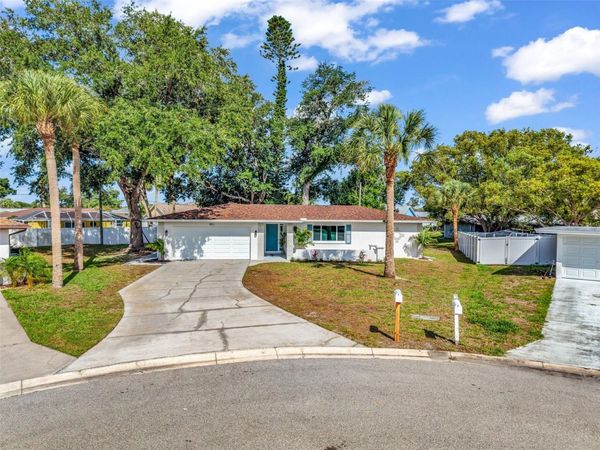 483 SUNNYSIDE DRIVE, VENICE, FL 34293