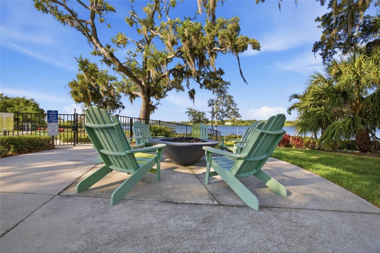 2013 Sunset Wind Loop, Oldsmar, FL 34677 Photo