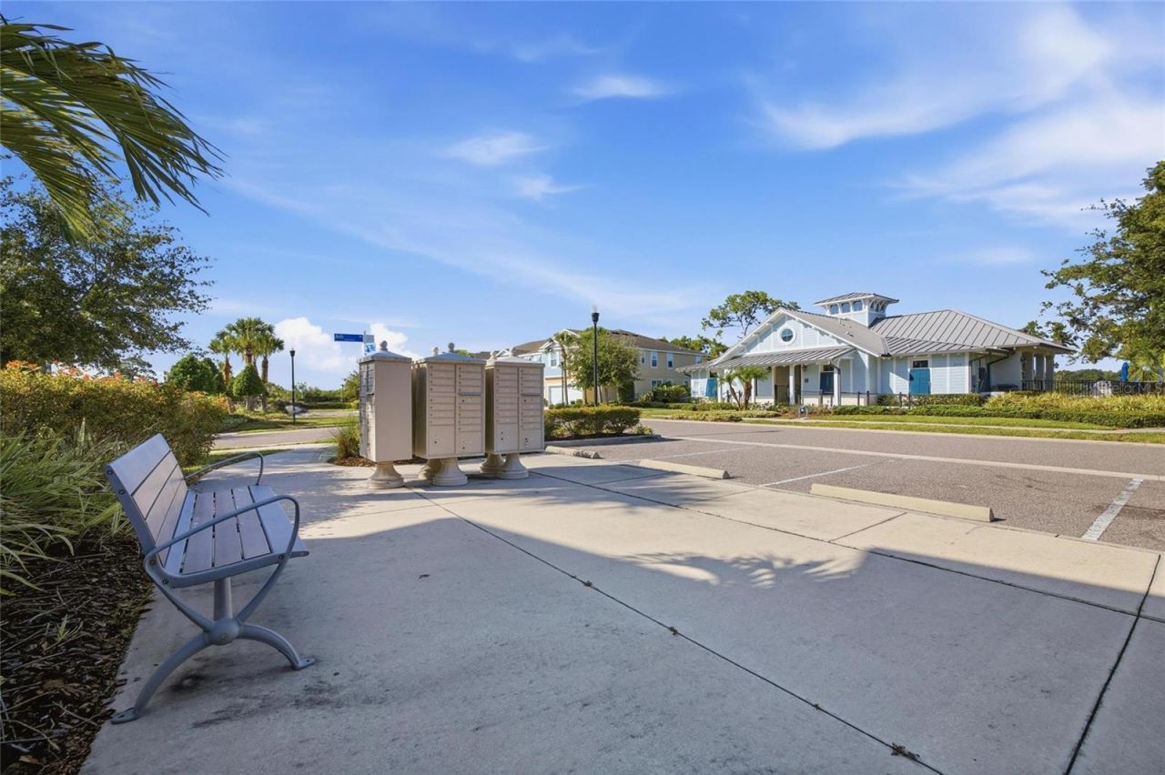 2013 Sunset Wind Loop, Oldsmar, FL 34677 Photo