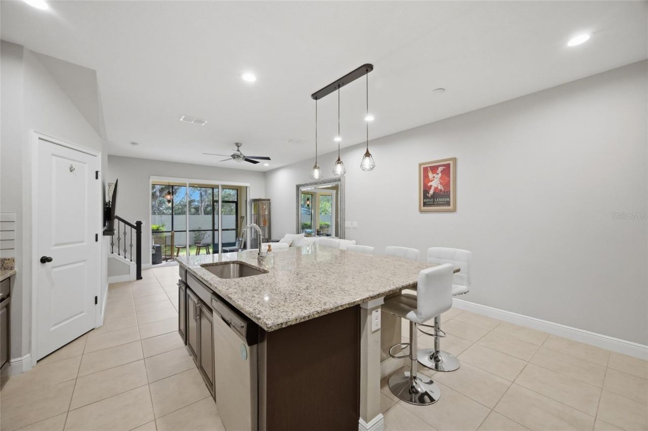 2013 Sunset Wind Loop, Oldsmar, FL 34677 Photo