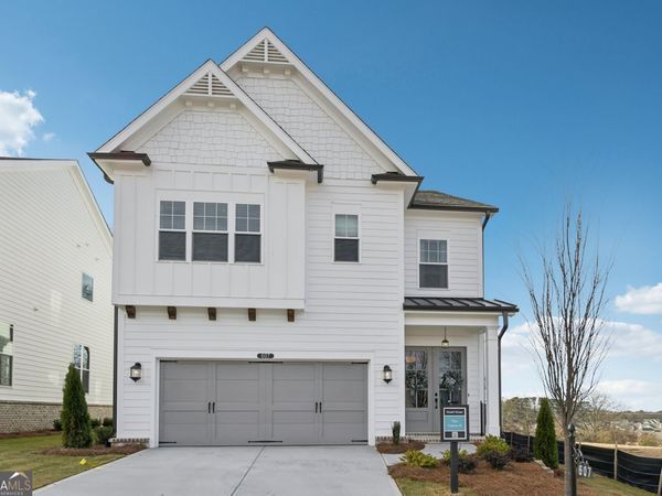 129 Herring Drive, Hoschton, GA 30548