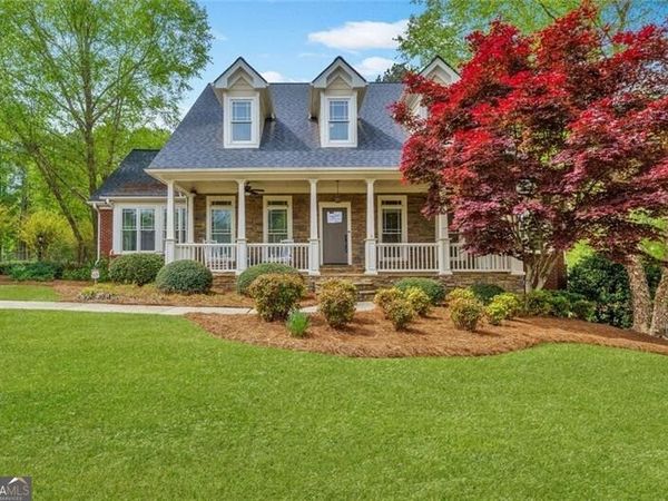 214 Chandler Walk, Loganville, GA 30052