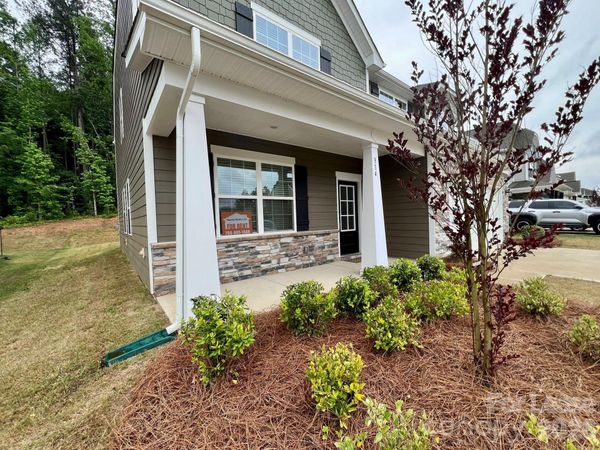 314 Hamptons Cove Road , Troutman, NC 28166