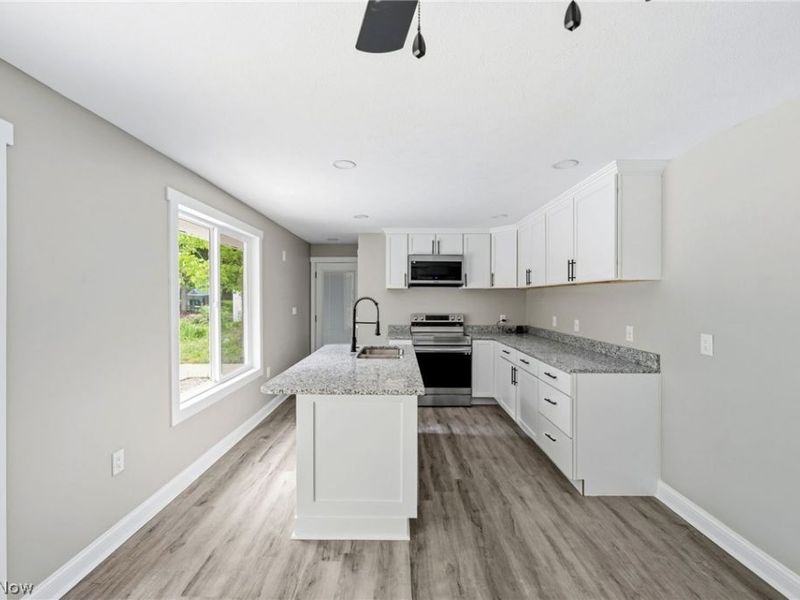 2930 E Royalton Road, Broadview Heights, OH 44147 Photo 11