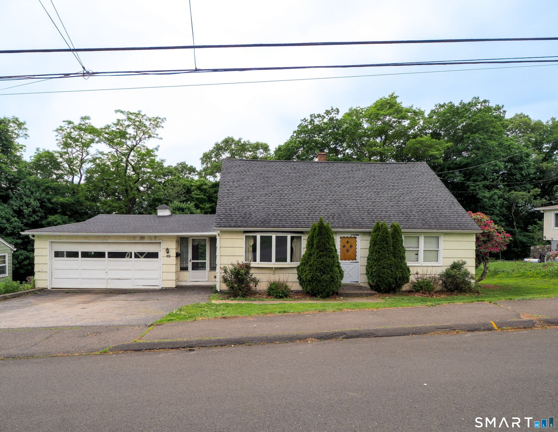 52 Phoenix, Naugatuck, CT 06770 Main Photo