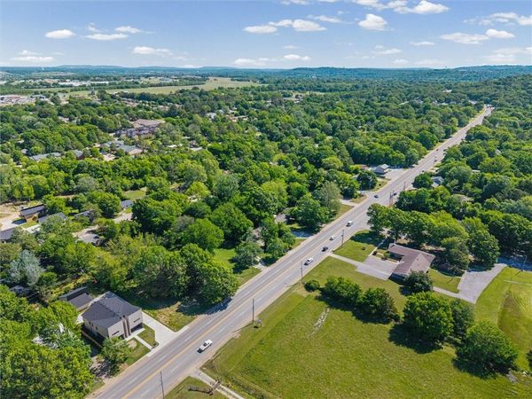 2460 Wedington Drive , Fayetteville, AR 72701