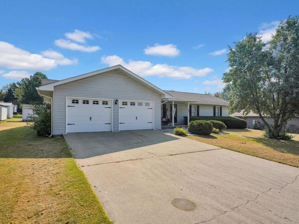 481 N Cleveland Street, Bloomfield, IN 47424