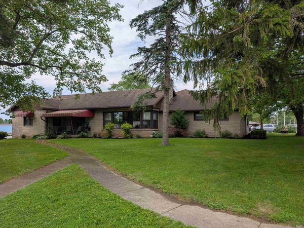 405 W Line Street, Geneva, IN 46740