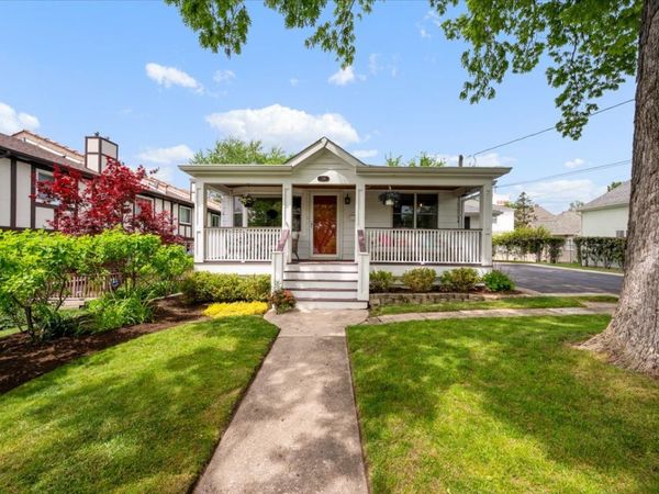 328 Ashland Avenue , Highwood, IL 60040