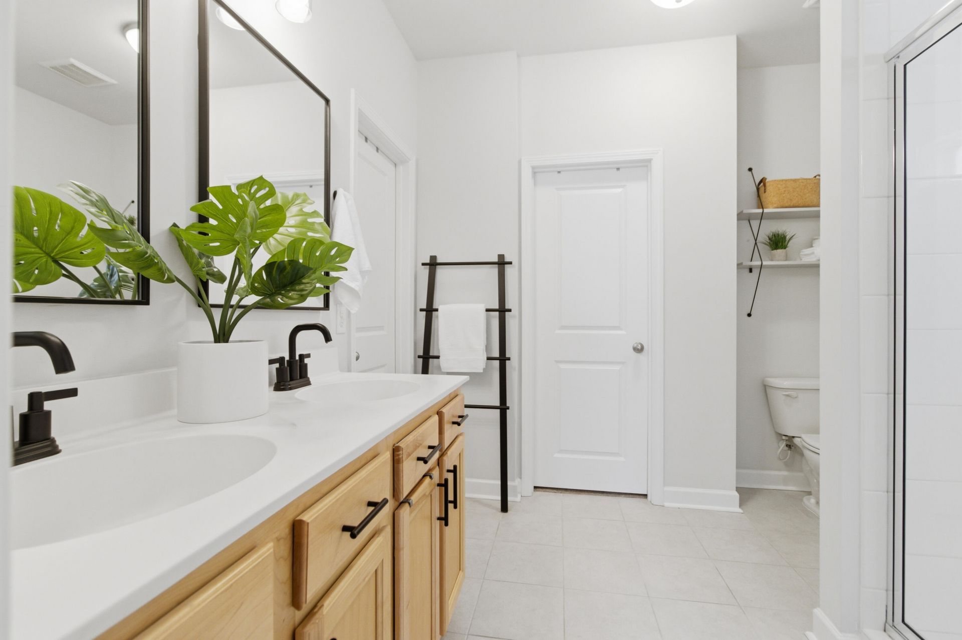 1548 Dawn Mist Way Photo 18