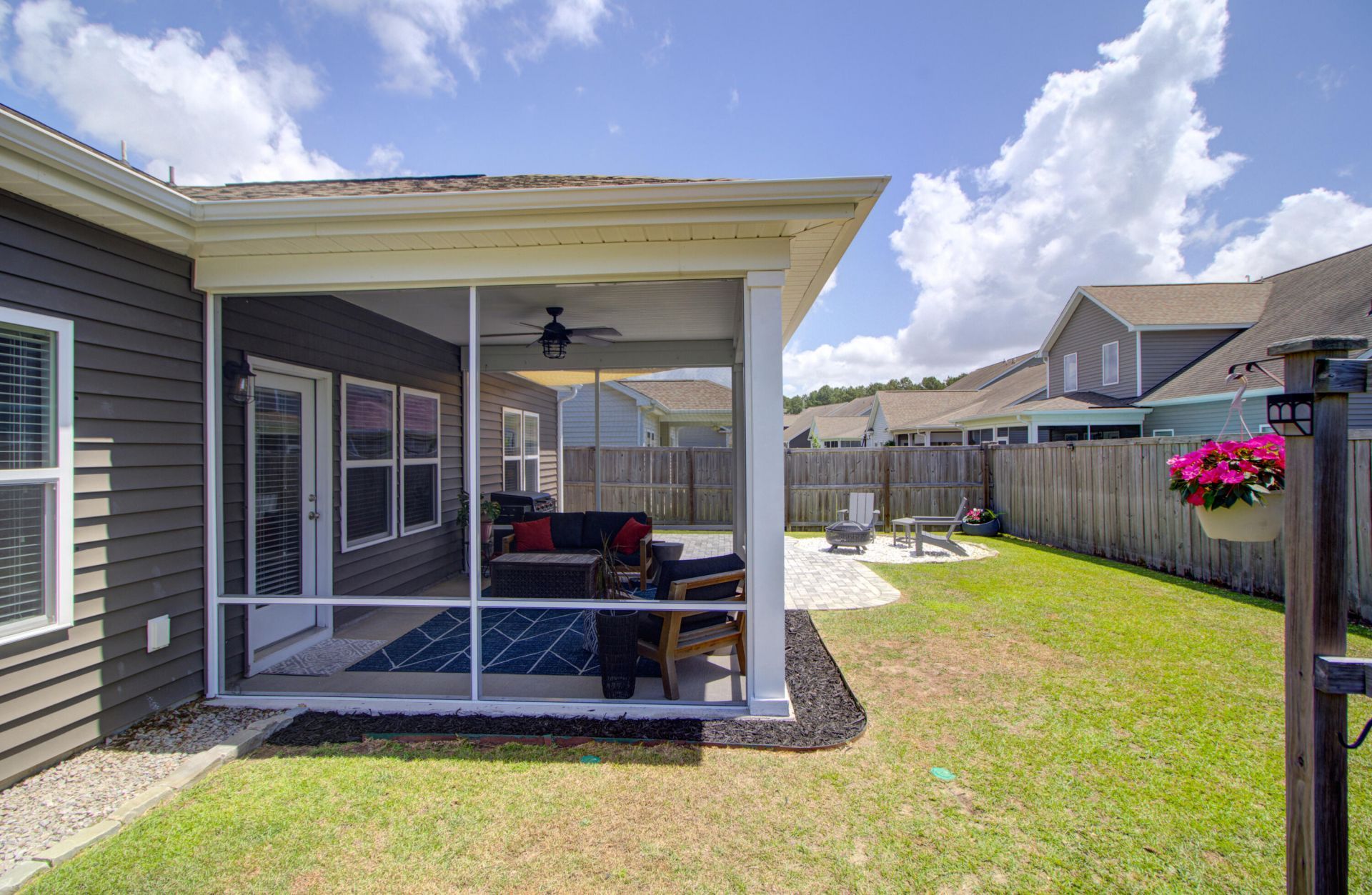 1548 Dawn Mist Way Photo 23