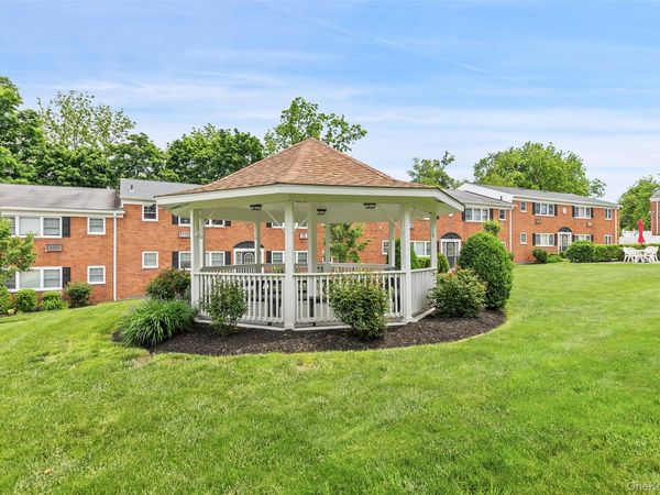 1879 Crompond Road , Unit F3, Peekskill, NY 10566