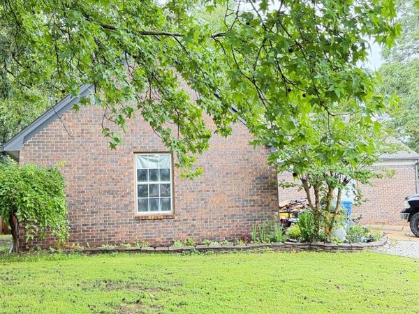 2102 Bob White Cove, Jonesboro, AR 72404