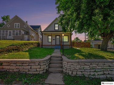 4725 S 20 Street , Omaha, NE 68107