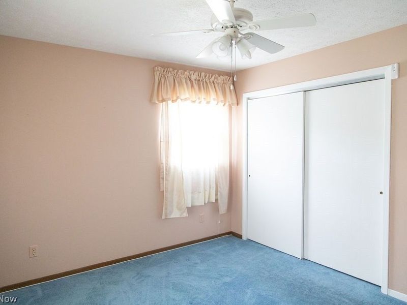 193 Greentree Drive, Saint Clairsville, OH 43950 Photo 12