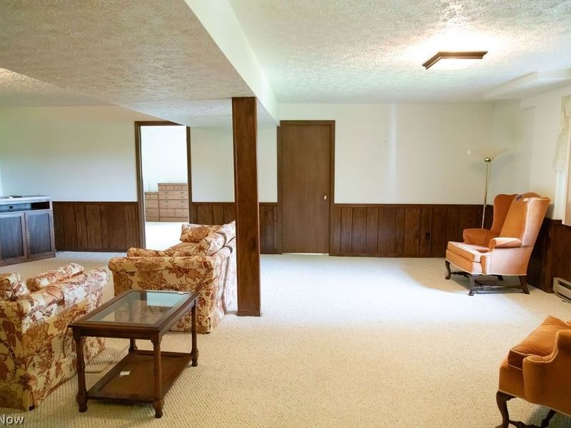 193 Greentree Drive, Saint Clairsville, OH 43950 Photo 19