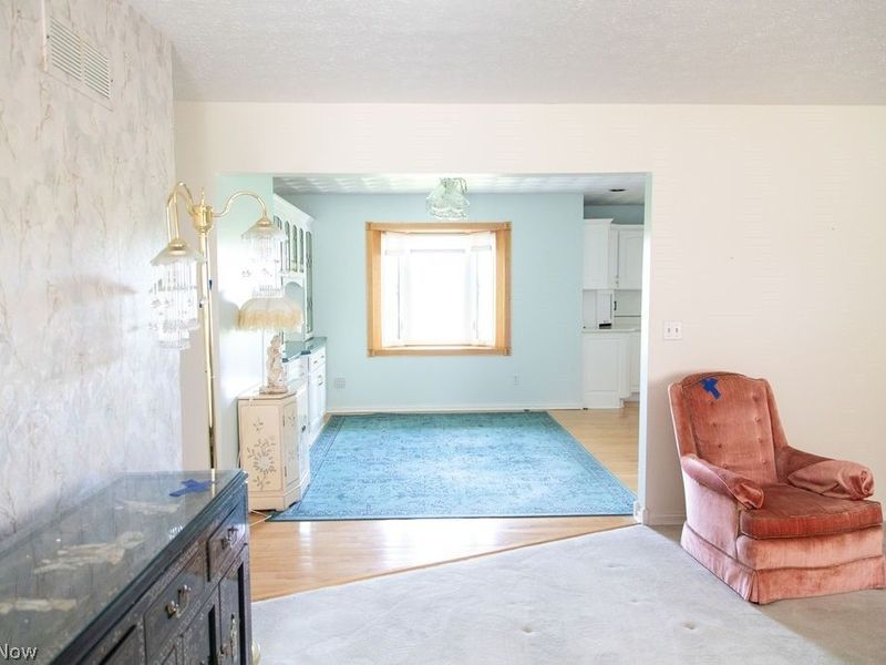 193 Greentree Drive, Saint Clairsville, OH 43950 Photo 6