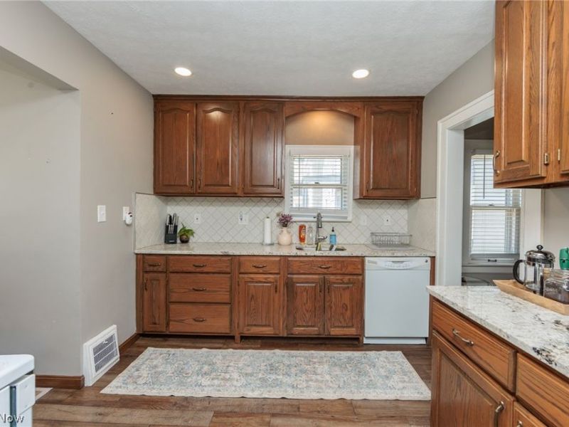 15539 Delaware Avenue, Lakewood, OH 44107 Photo 30