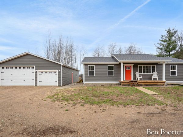 18351 W HC-Edmore Road, Howard City, MI 49329