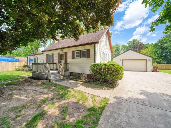 161 N State Street, Michigan Center, MI 49254