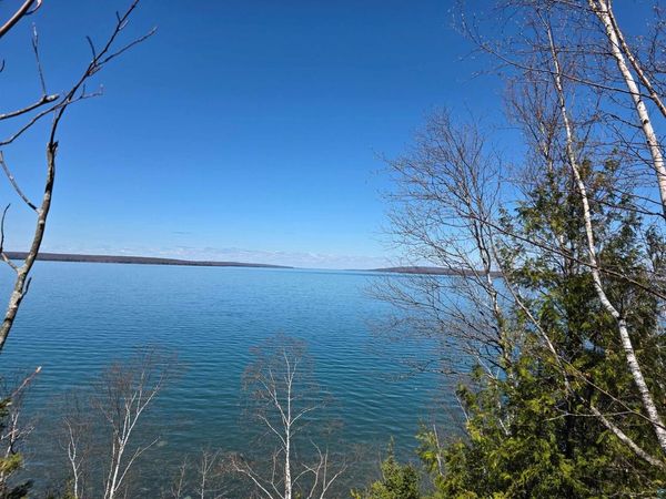 2572 North Shore Rd, La Pointe, WI 54850