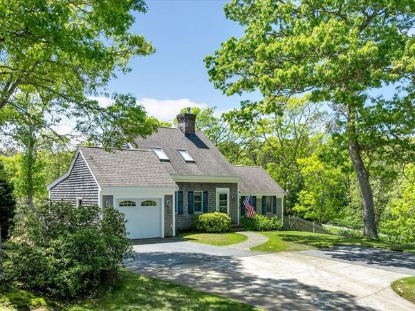 38 Shorewood Dr, Orleans, MA 02653