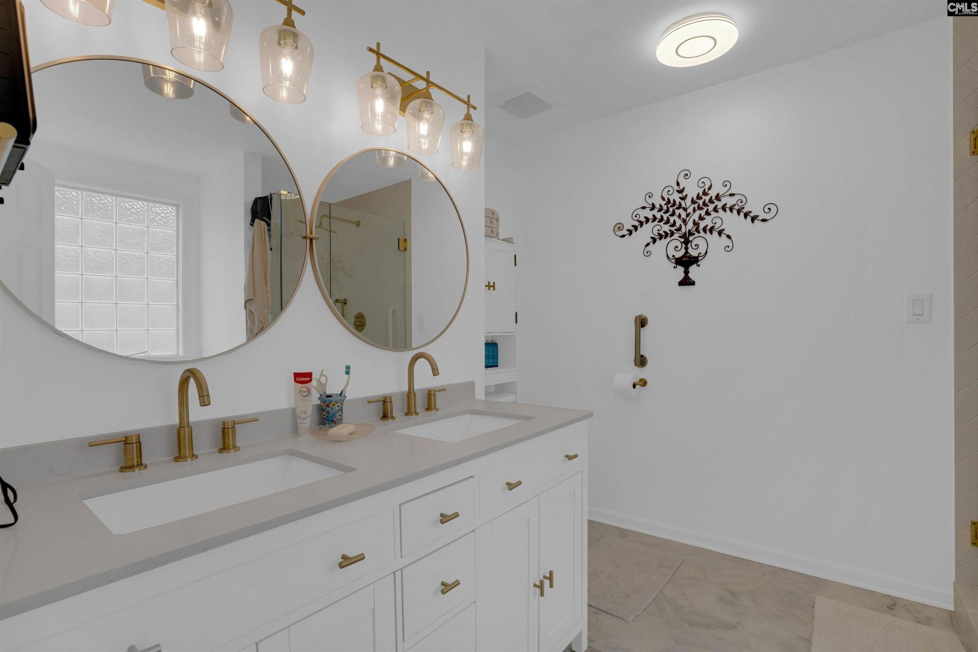 19 Godbold Court  Photo 10