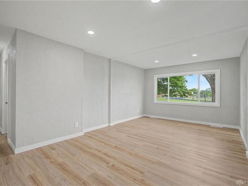 4374 Williamson Drive, Dayton, OH 45416 Photo 7