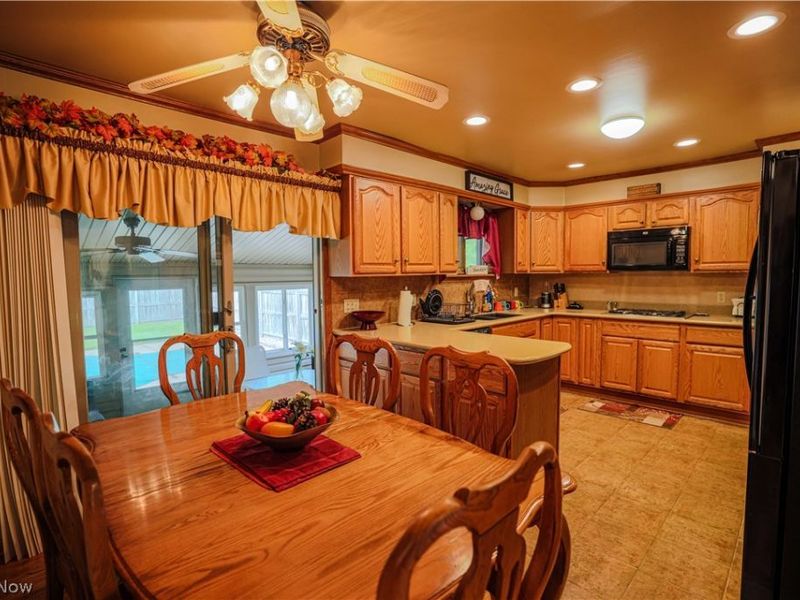 16011 Elbrook Street NE, Alliance, OH 44601 Photo 16