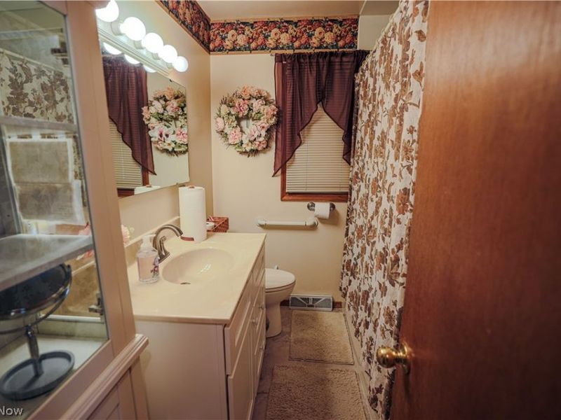 16011 Elbrook Street NE, Alliance, OH 44601 Photo 31