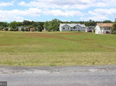 204 CAPTAINS CORRIDOR , GREENBACKVILLE, VA 23356