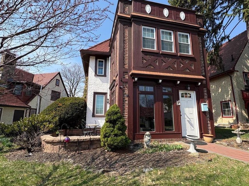 14 Windsor Circle , Springfield, PA 19064 Main Photo