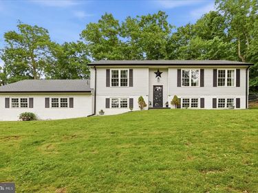 660 SALT LICK ROAD , FRONT ROYAL, VA 22630