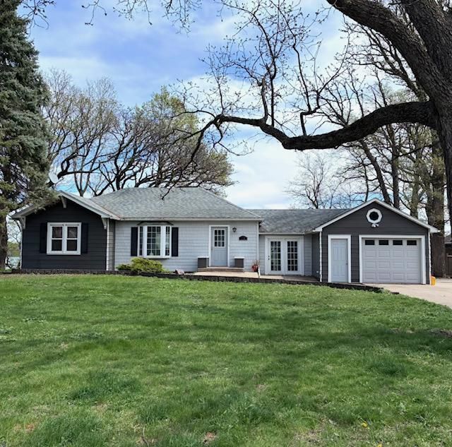 775 Shoreacres Drive , Fairmont, MN 56031