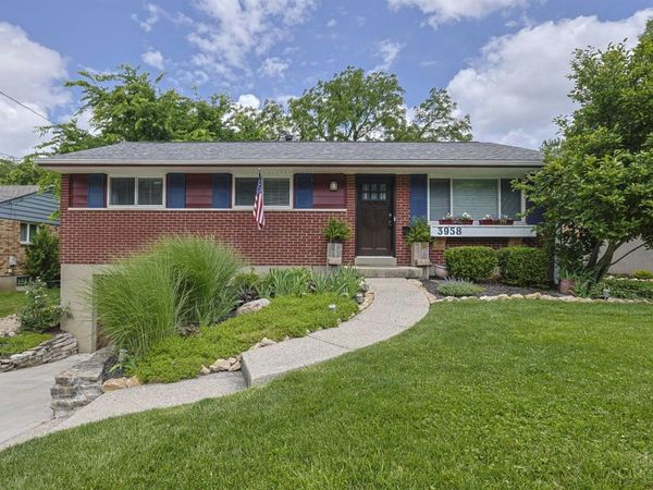 3958 Ridgecombe Drive, Cincinnati, OH 45248