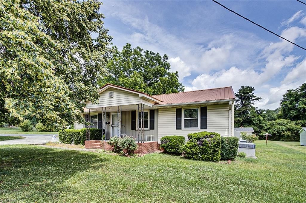 507 E Presnell Street, Asheboro, NC 27203 Main Photo