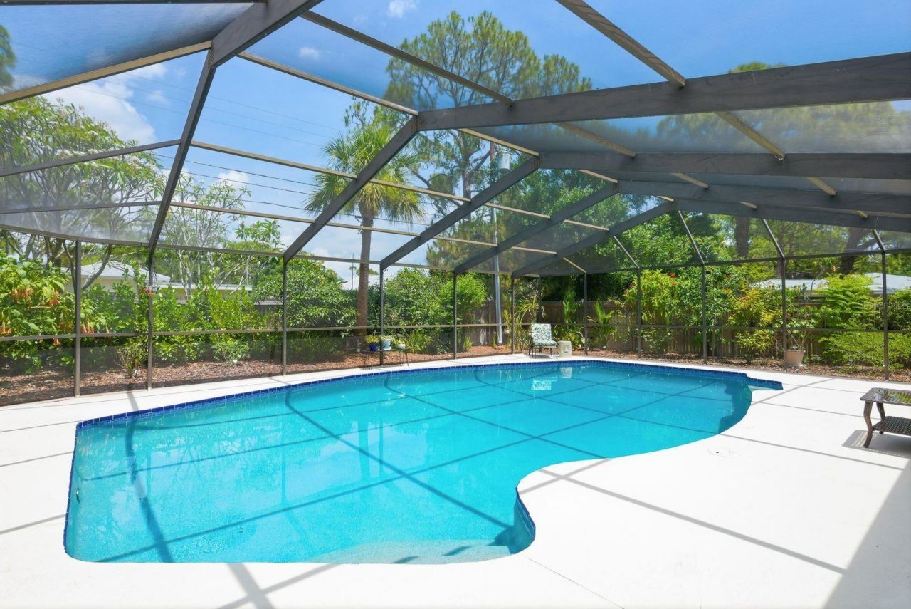 2221 Coronada Way S, Saint Petersburg, FL 33712 Photo