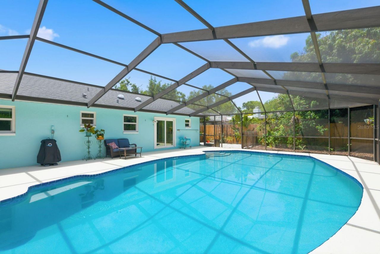 2221 Coronada Way S, Saint Petersburg, FL 33712 Photo
