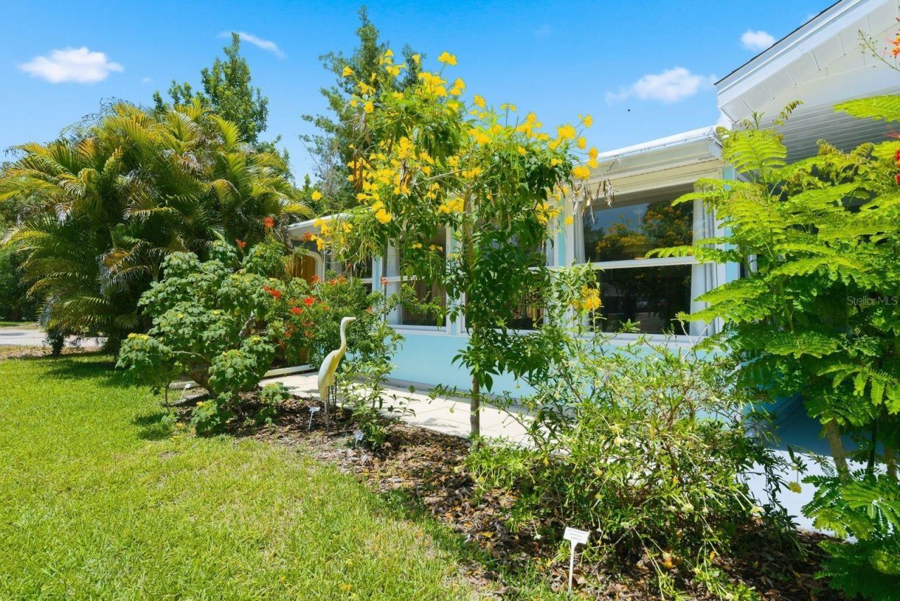 2221 Coronada Way S, Saint Petersburg, FL 33712 Photo