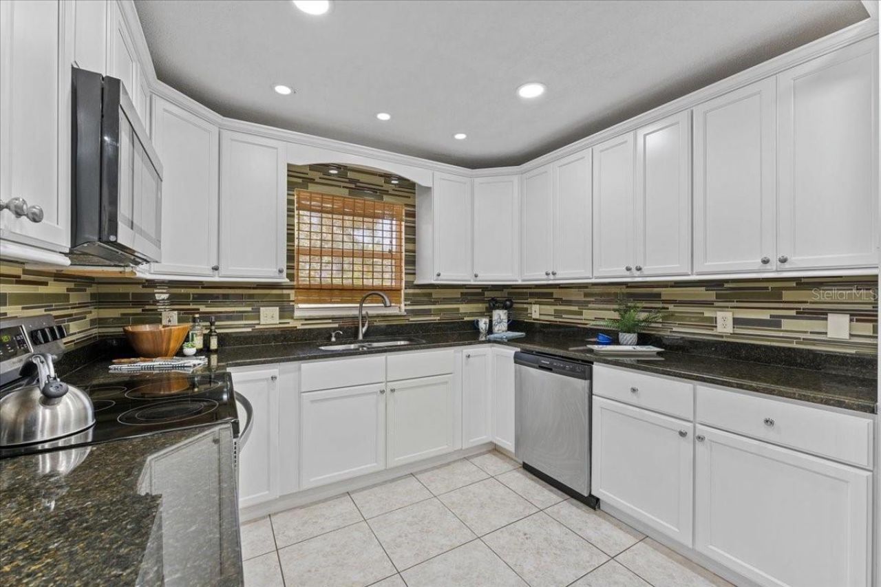 344 Crosswinds Drive, Palm Harbor, FL 34683 Photo